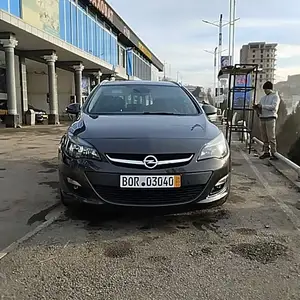 Opel Astra J, 2015