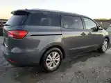 Kia Carnival, 2015-5