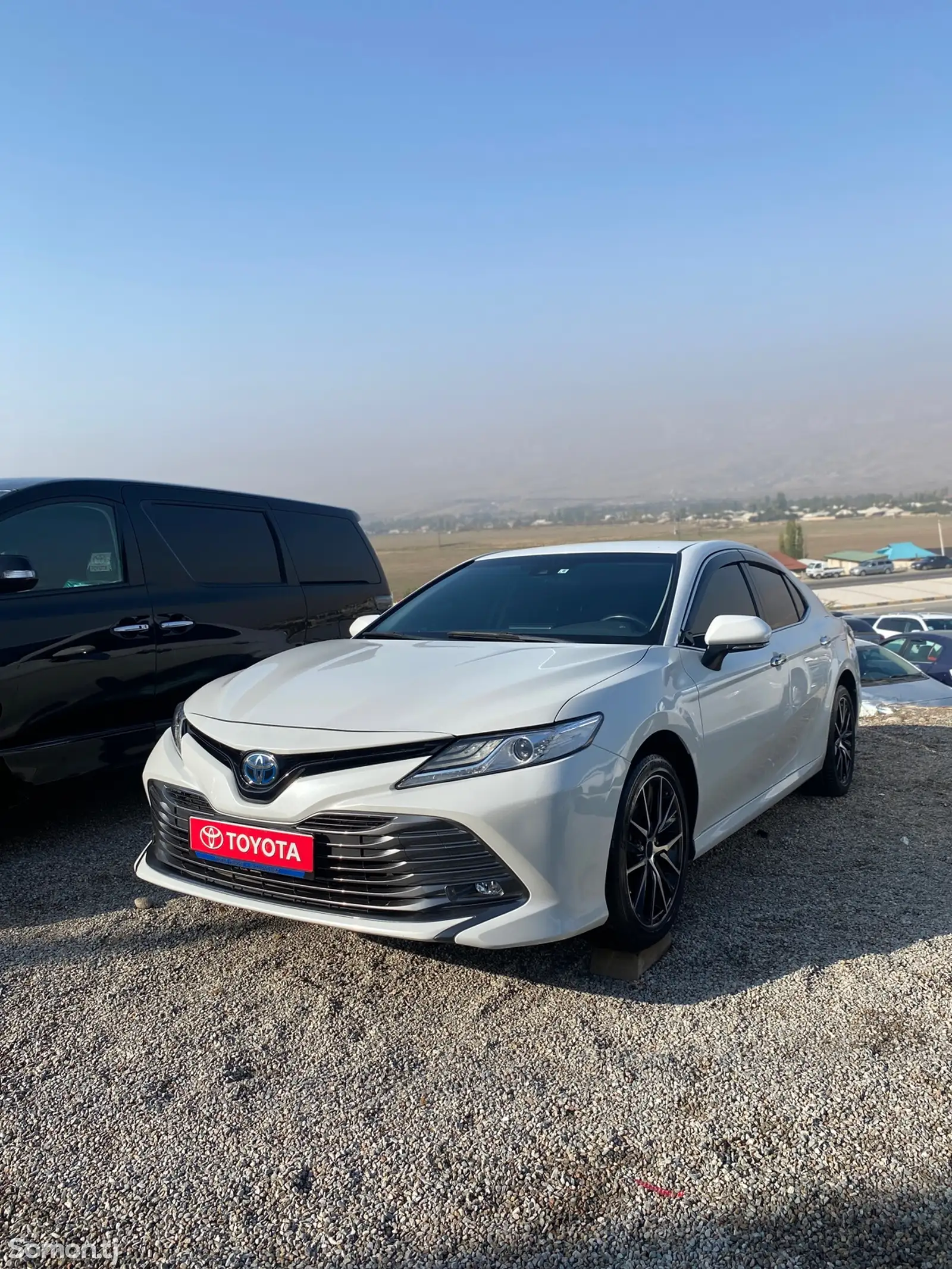 Toyota Camry, 2018-1