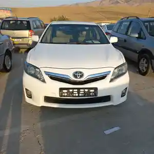 Toyota Camry, 2010