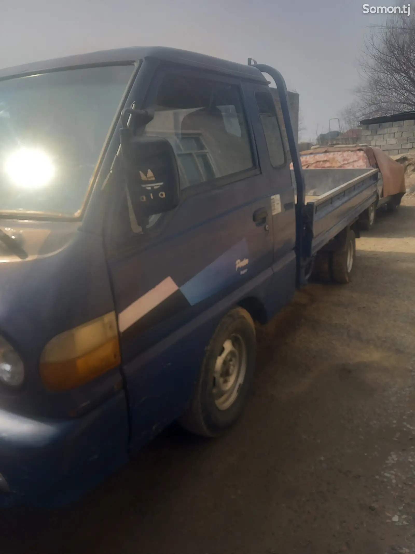 Бортовой автомобиль Hyundai Porter, 2002-1