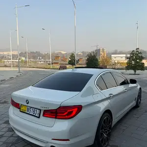 BMW 5 series, 2019