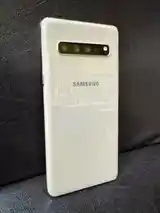 Samsung Galaxy S10+-2