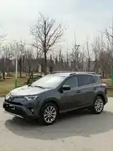 Toyota RAV 4, 2018-4