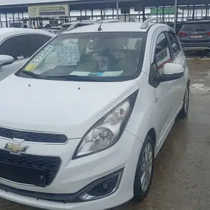 Chevrolet Spark, 2014