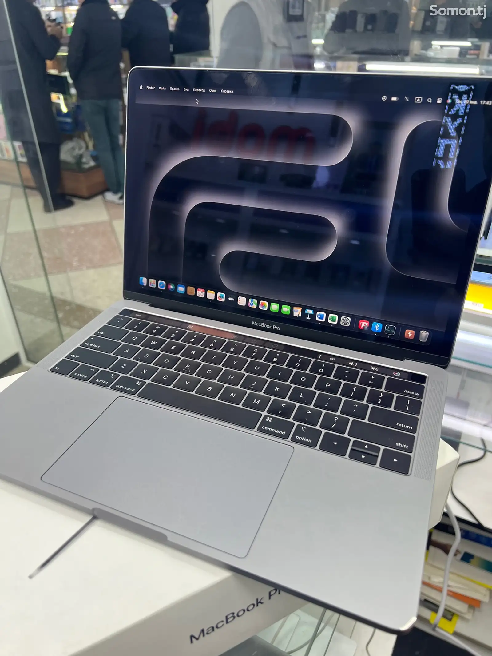 Ноутбук Apple macbook pro-1