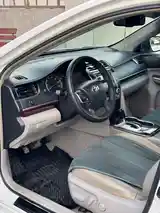 Toyota Camry, 2012-9