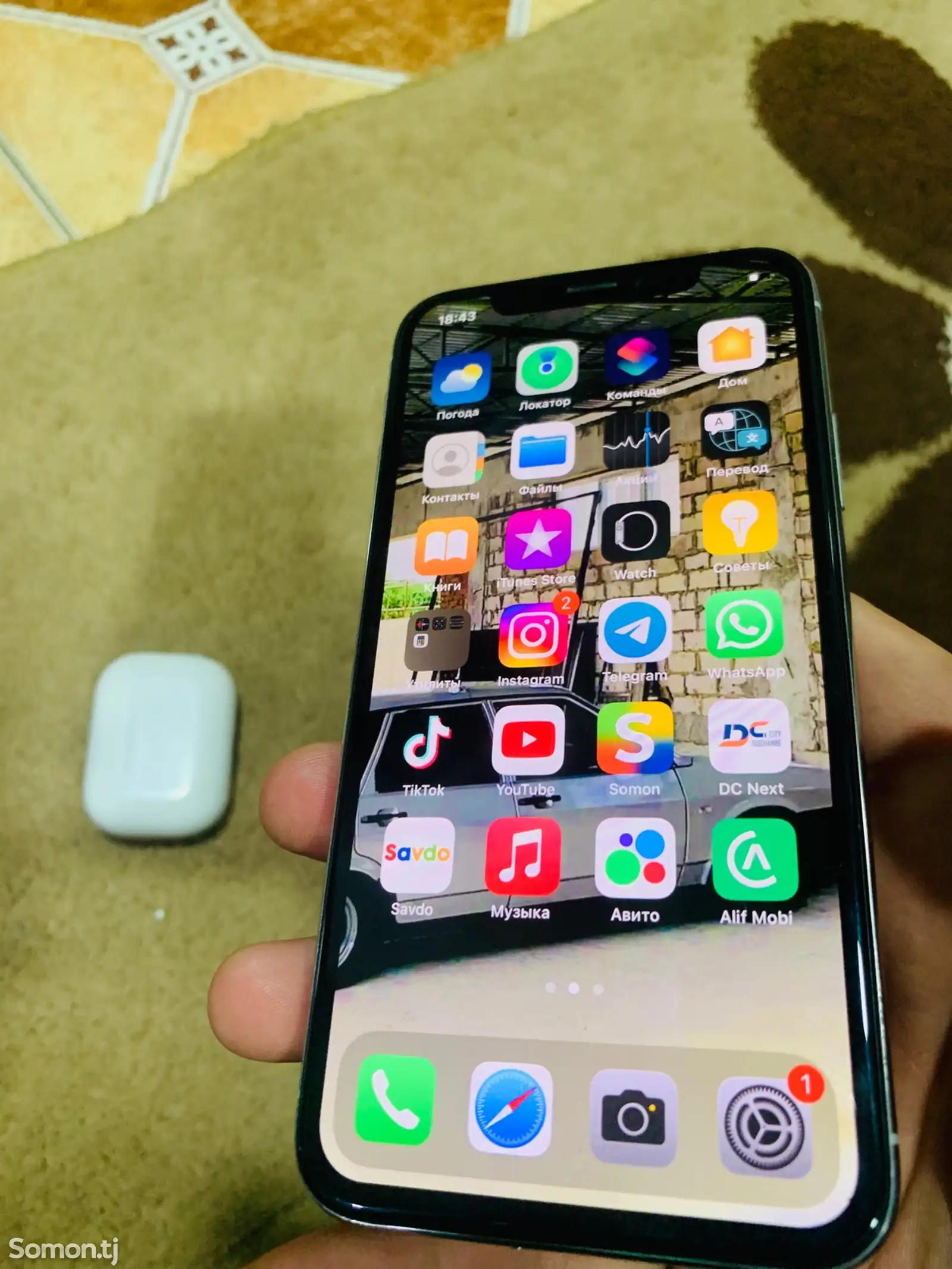 Apple iPhone X, 64 gb, Silver-1