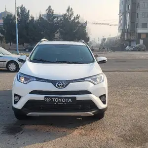 Toyota RAV 4, 2017