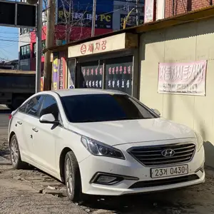 Hyundai Sonata, 2016