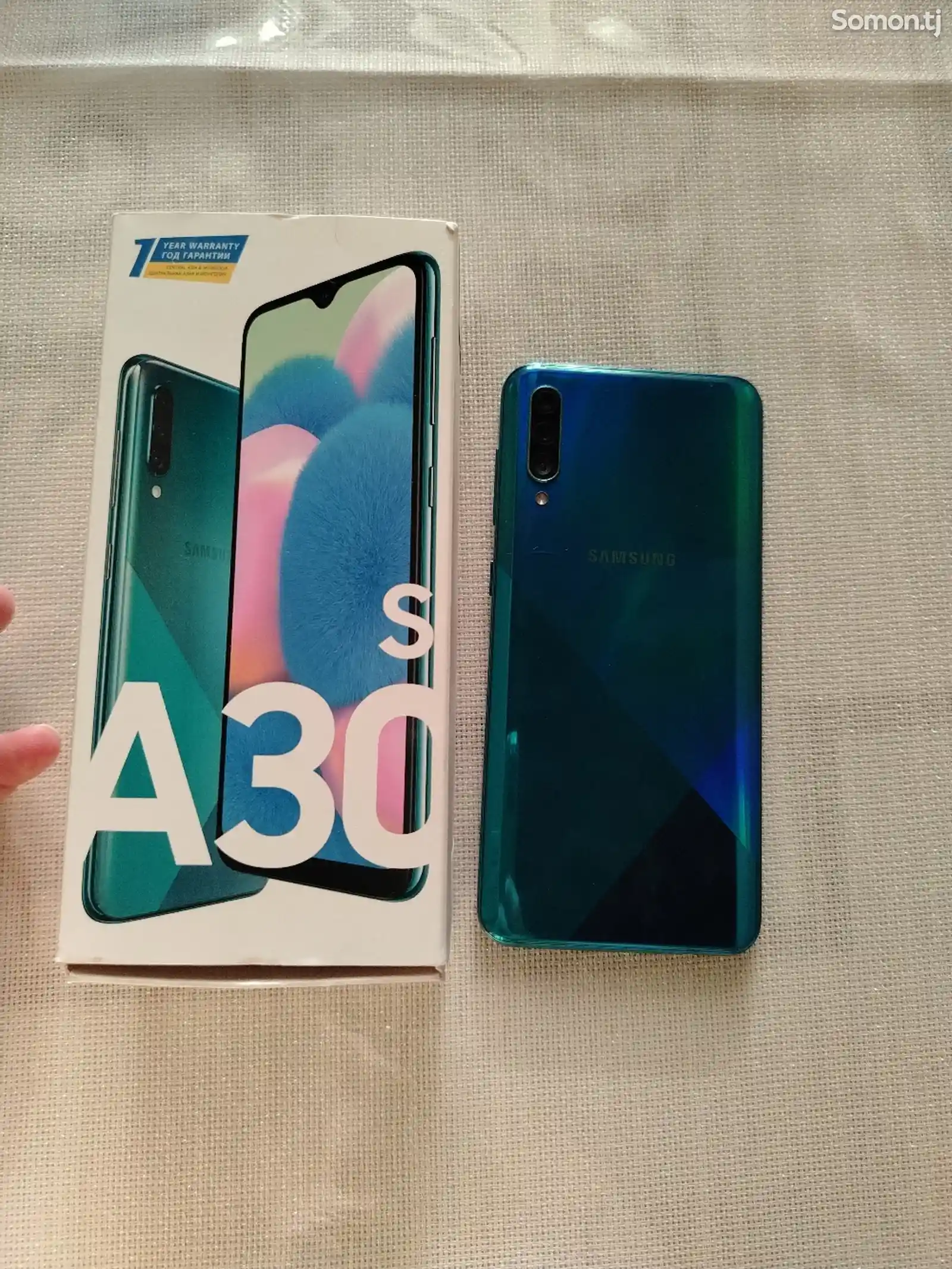 Samsung Galaxy A30s-2