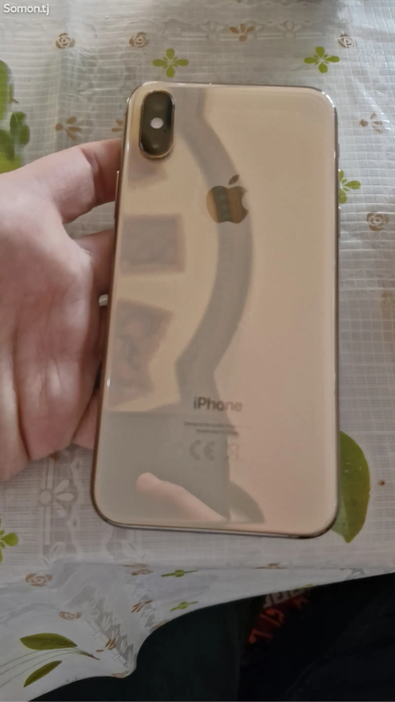 Apple iPhone Xs, 64 gb, Gold-1