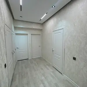 2-комн. квартира, 10 этаж, 64 м², Масҷиди Катар