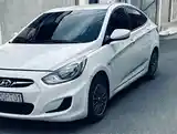 Hyundai Accent, 2012-5