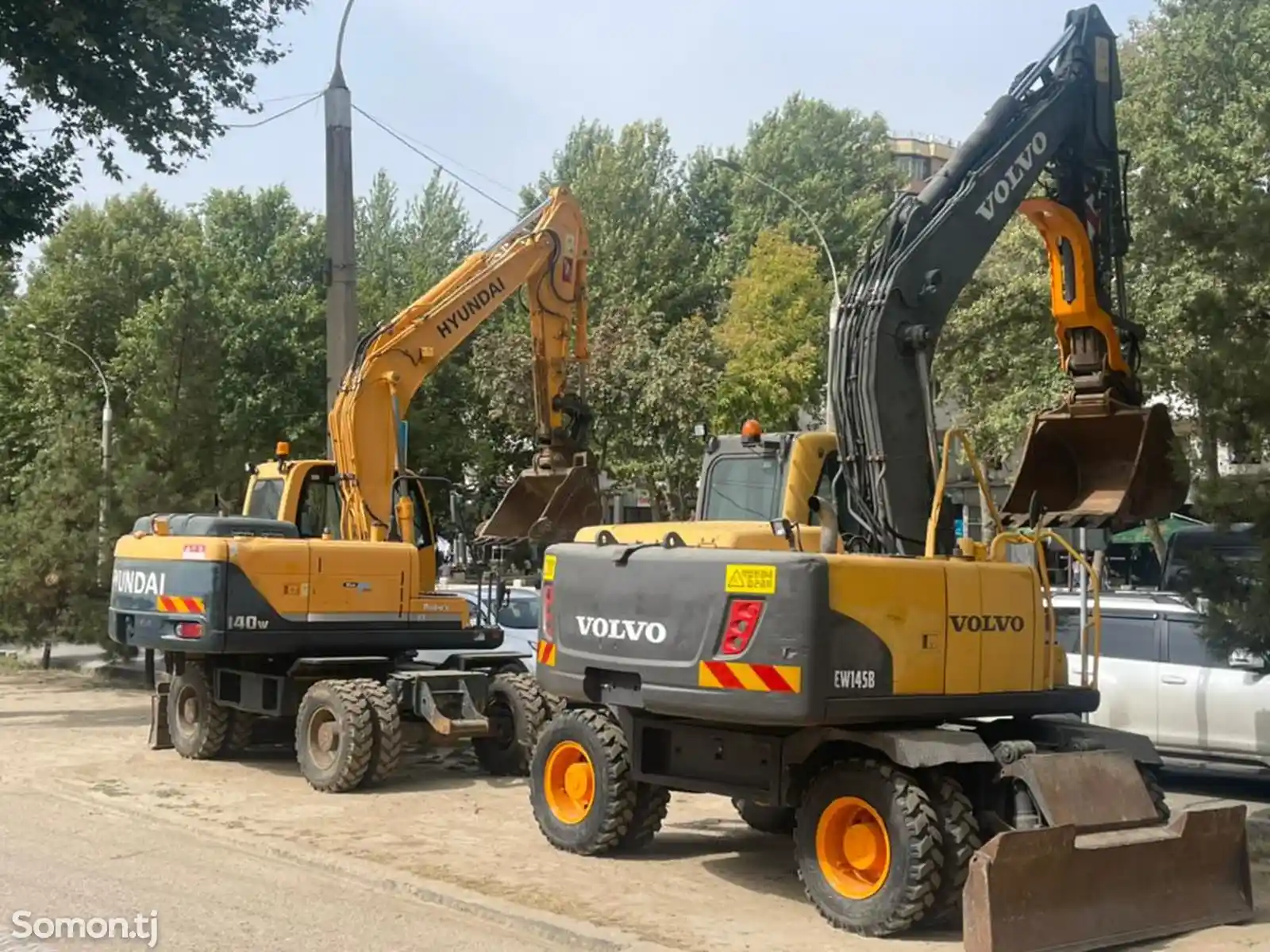 Экскаватор Hyundai R140W-2