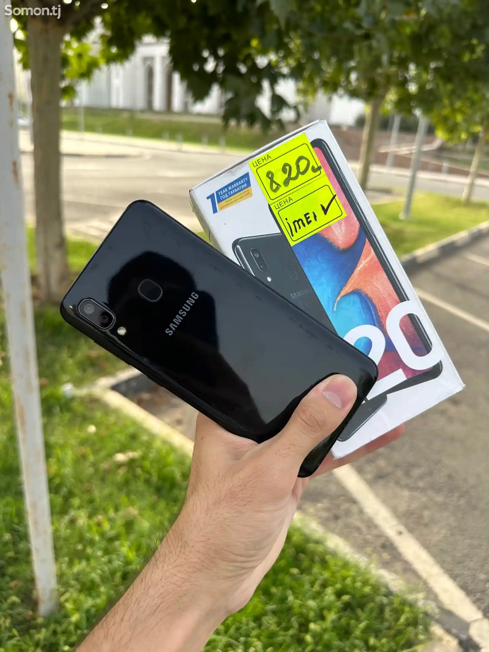 Samsung Galaxy A20 32Gb-1