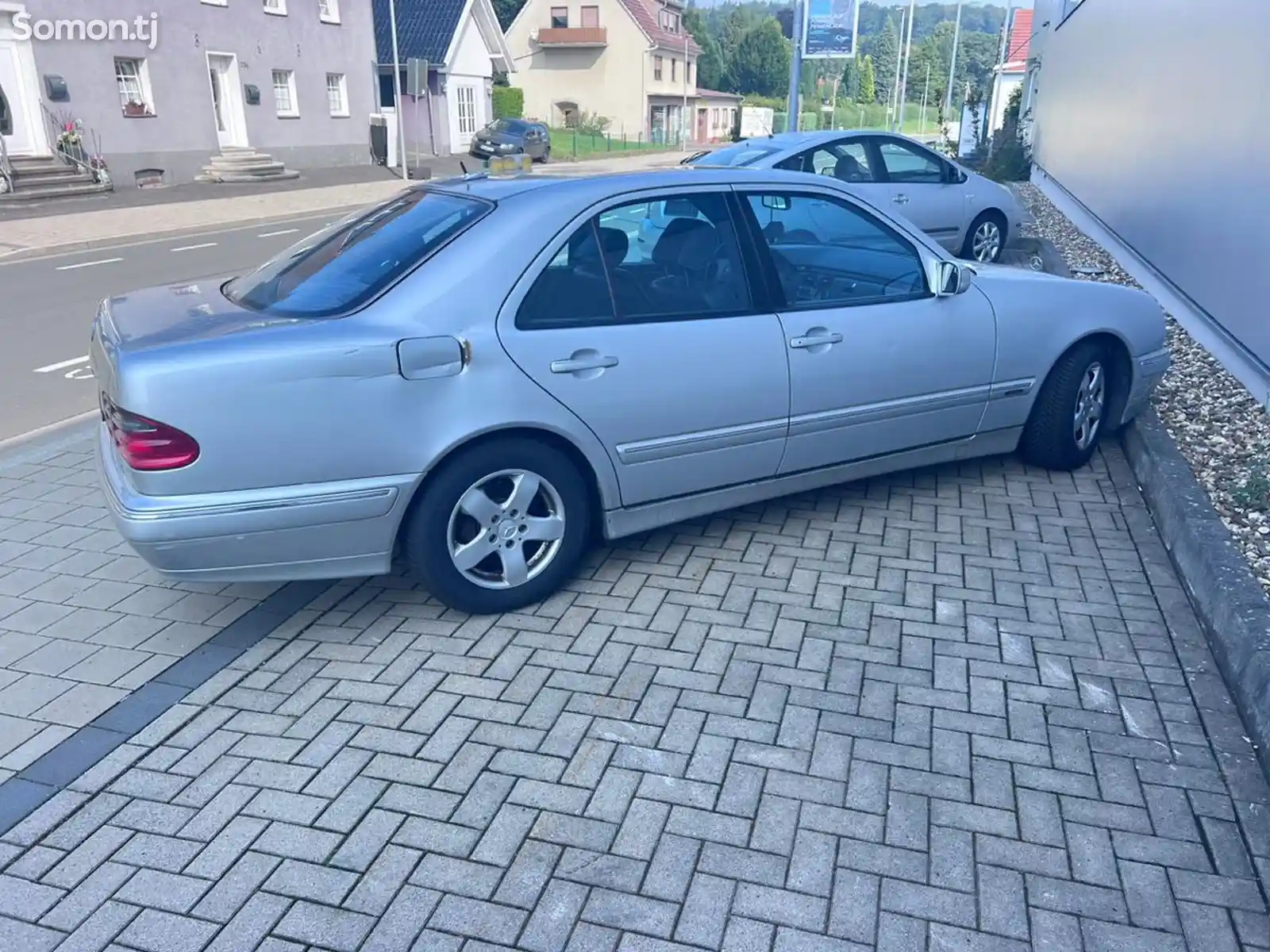 Mercedes-Benz E class, 2000-5