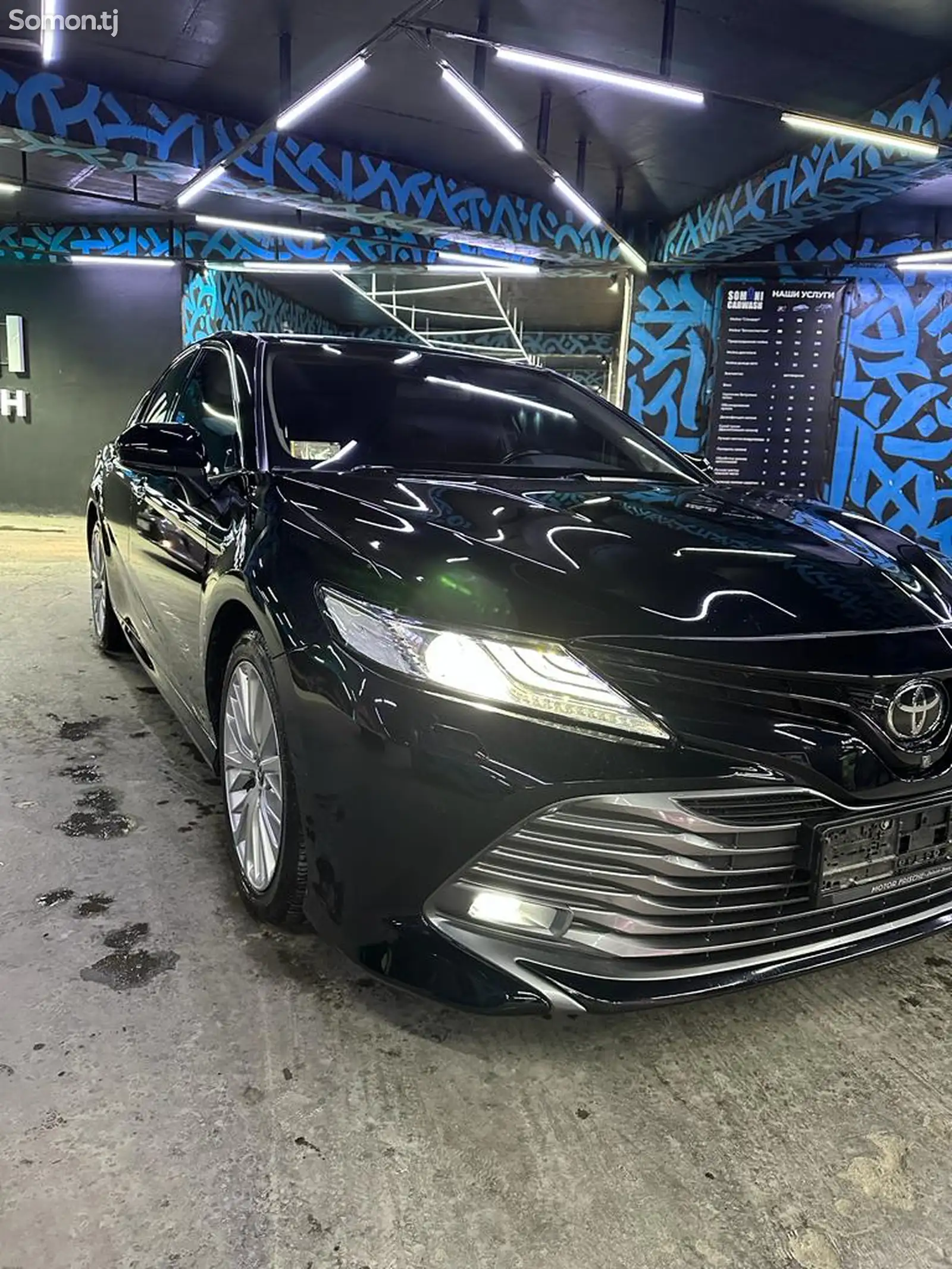 Toyota Camry, 2019-1