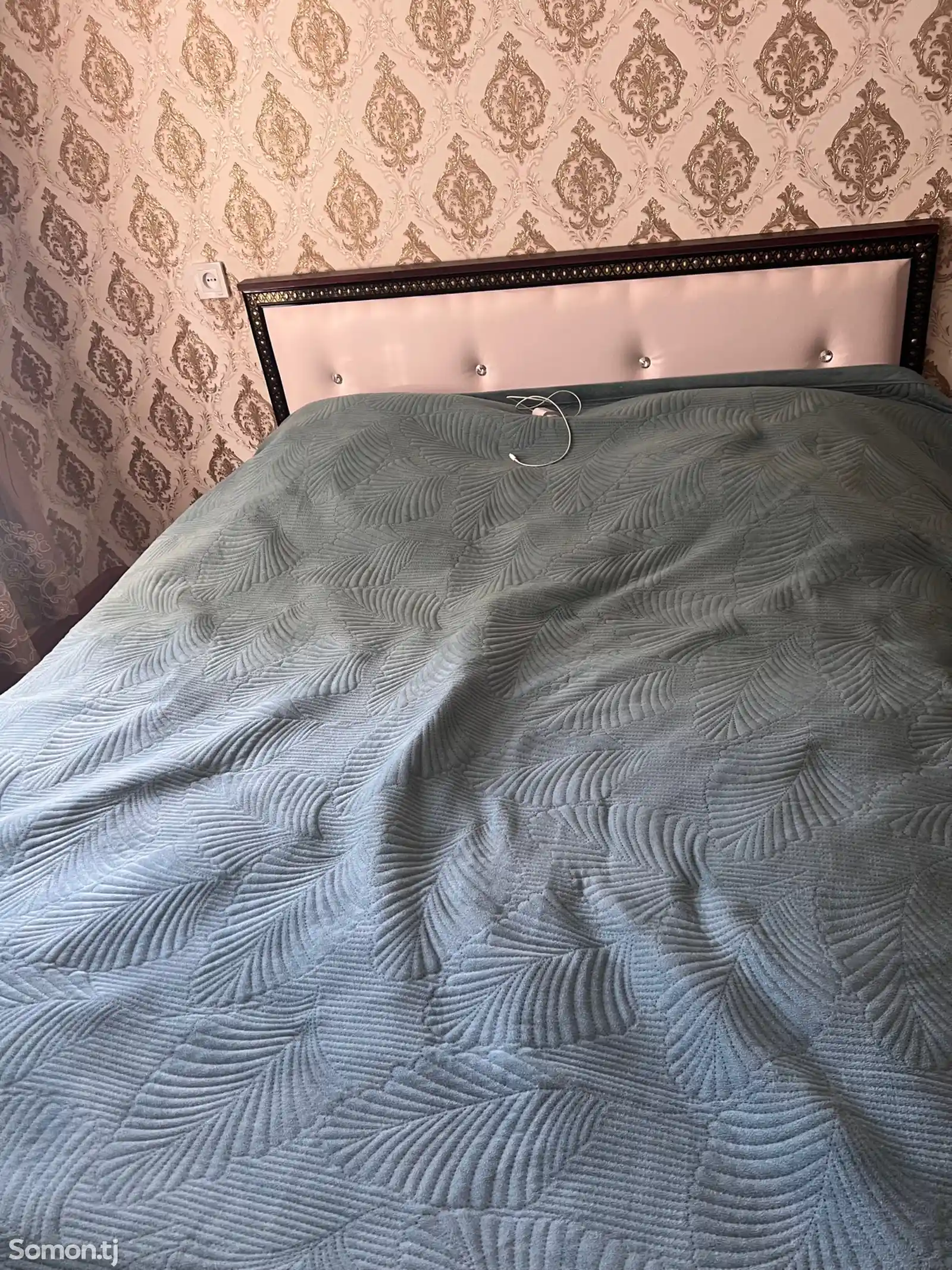 Кровать-1