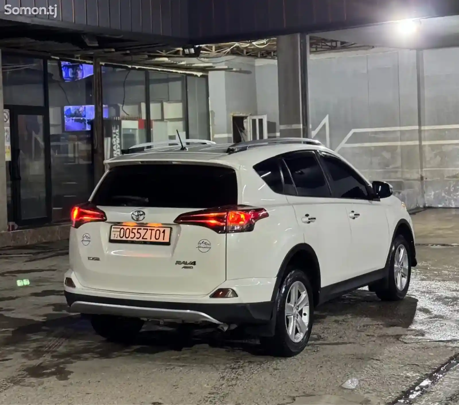 Toyota RAV 4, 2014-1