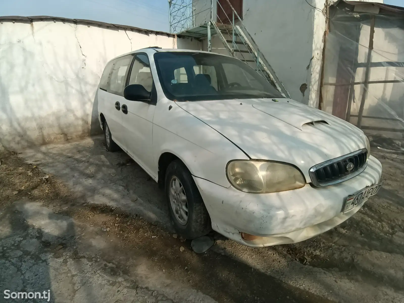 Kia Carnival, 1998-1