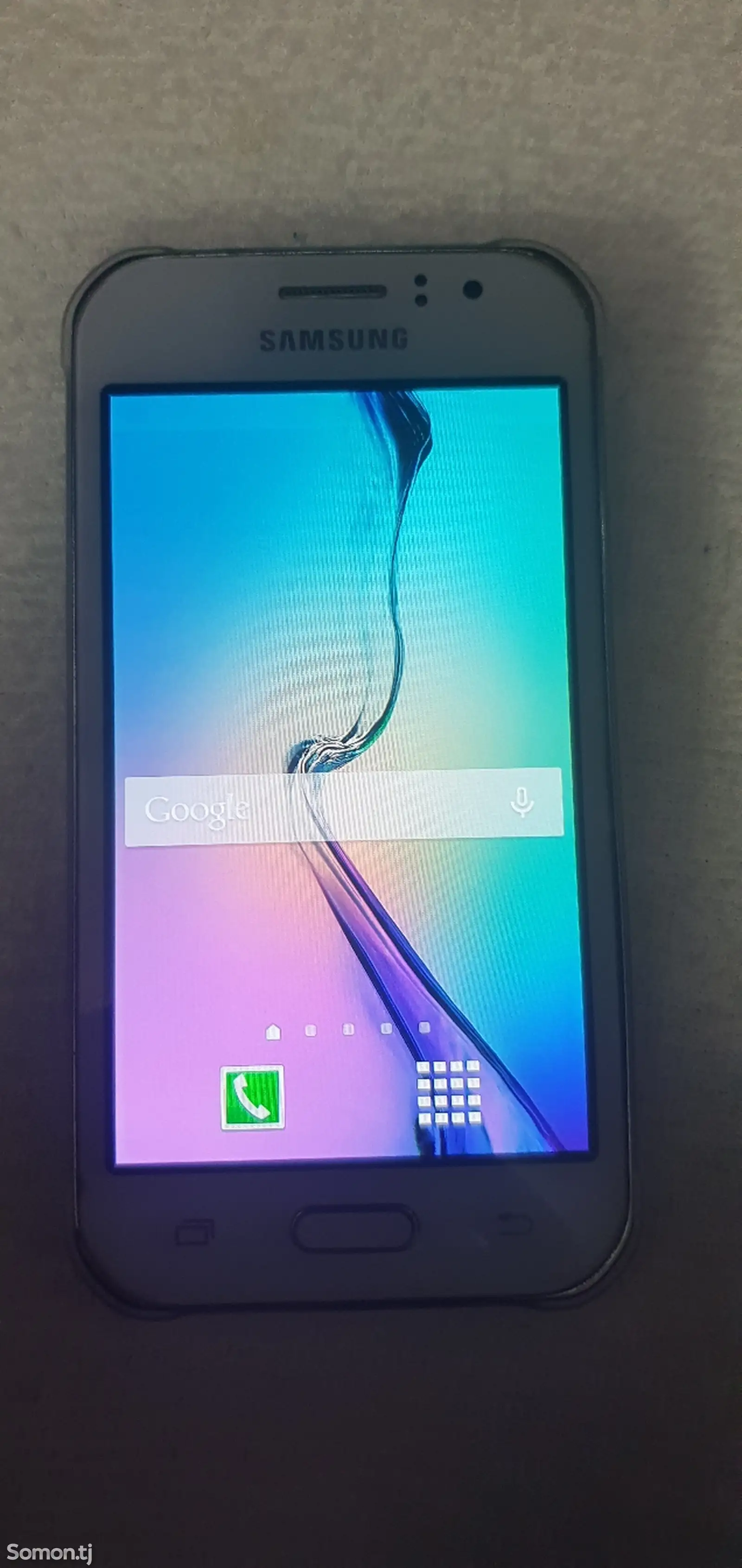 Samsung Galaxy J1 Ace-1