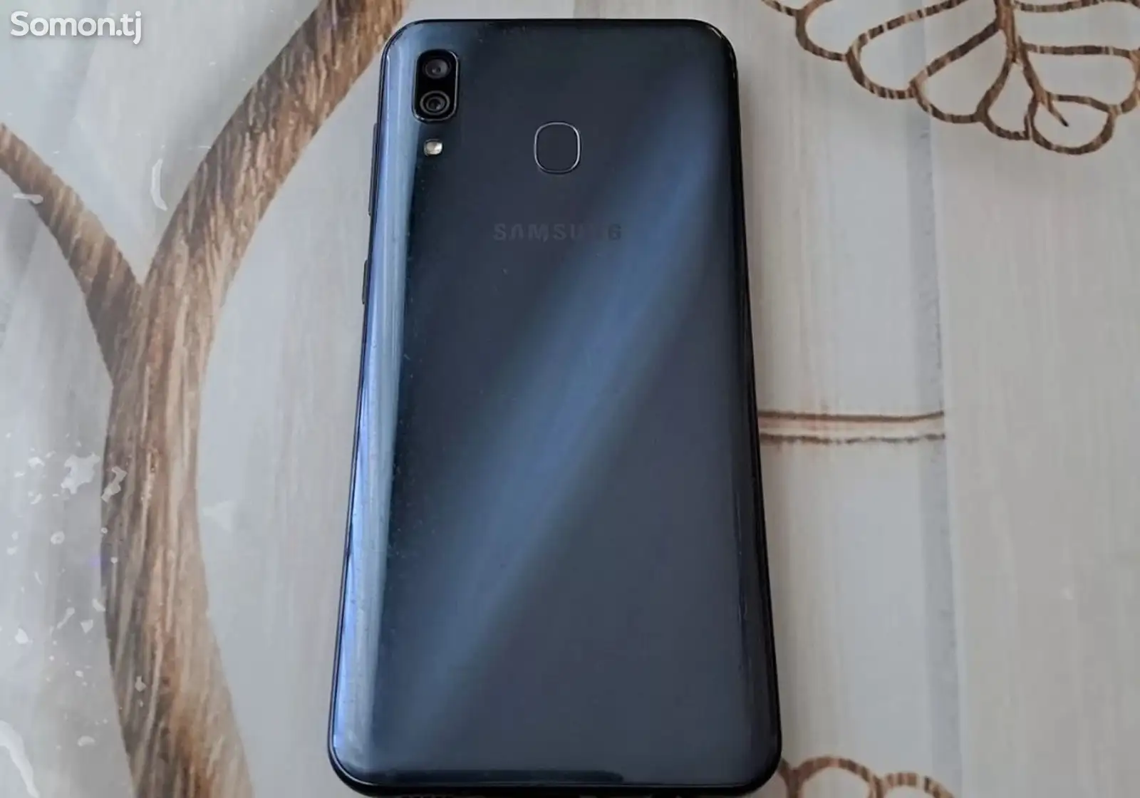 Samsung Galaxy A30-1