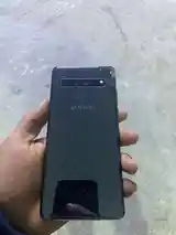 Samsung Galaxy s10+-3