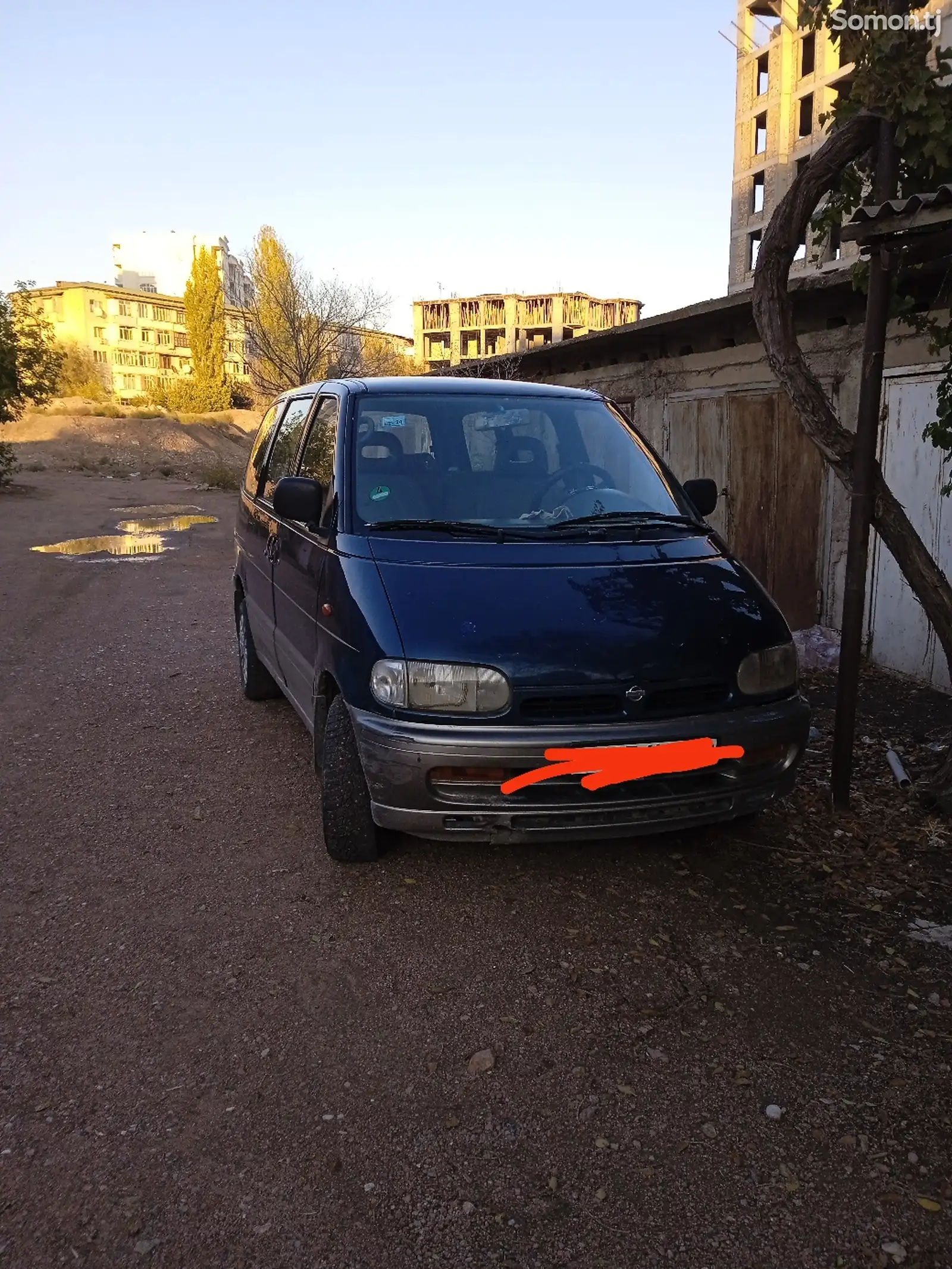 Nissan Serena, 1996-1