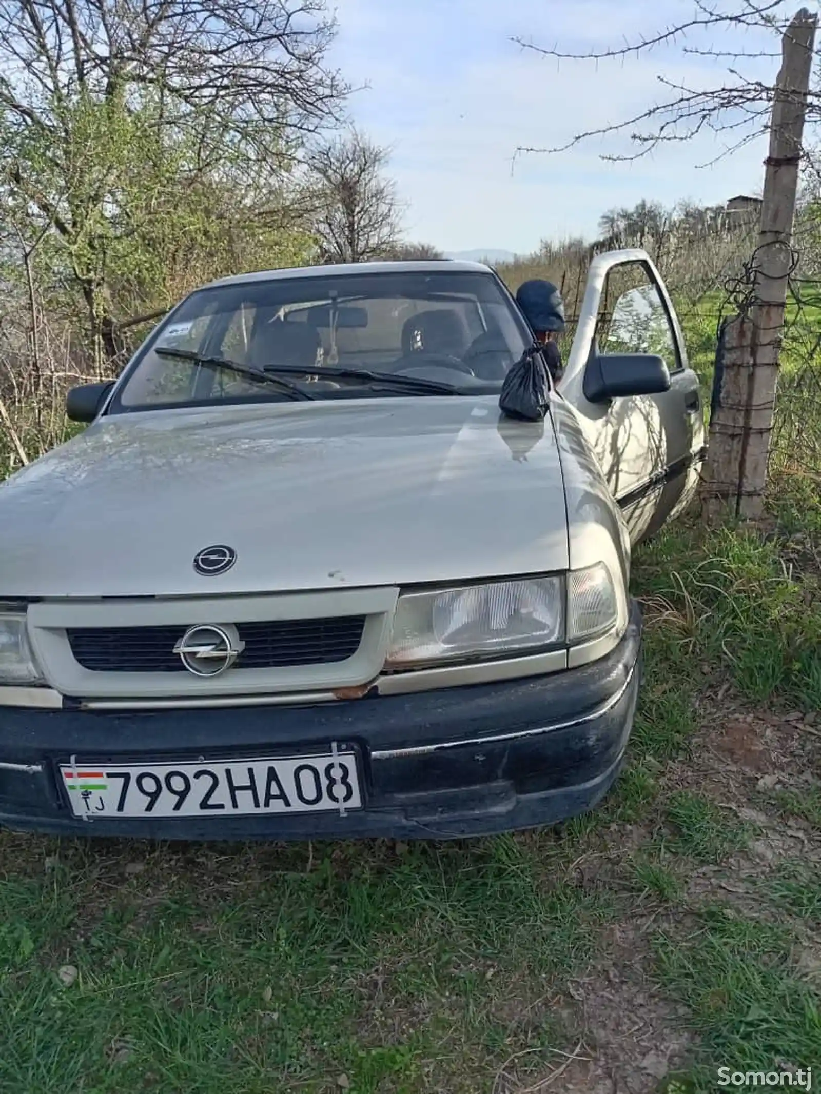 Opel Vectra A, 1990-3