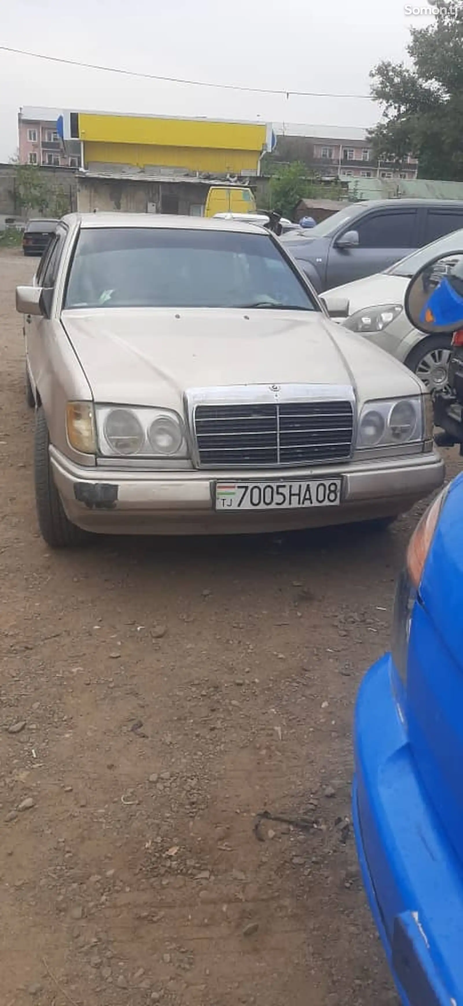 Mercedes-Benz W124, 1990-1