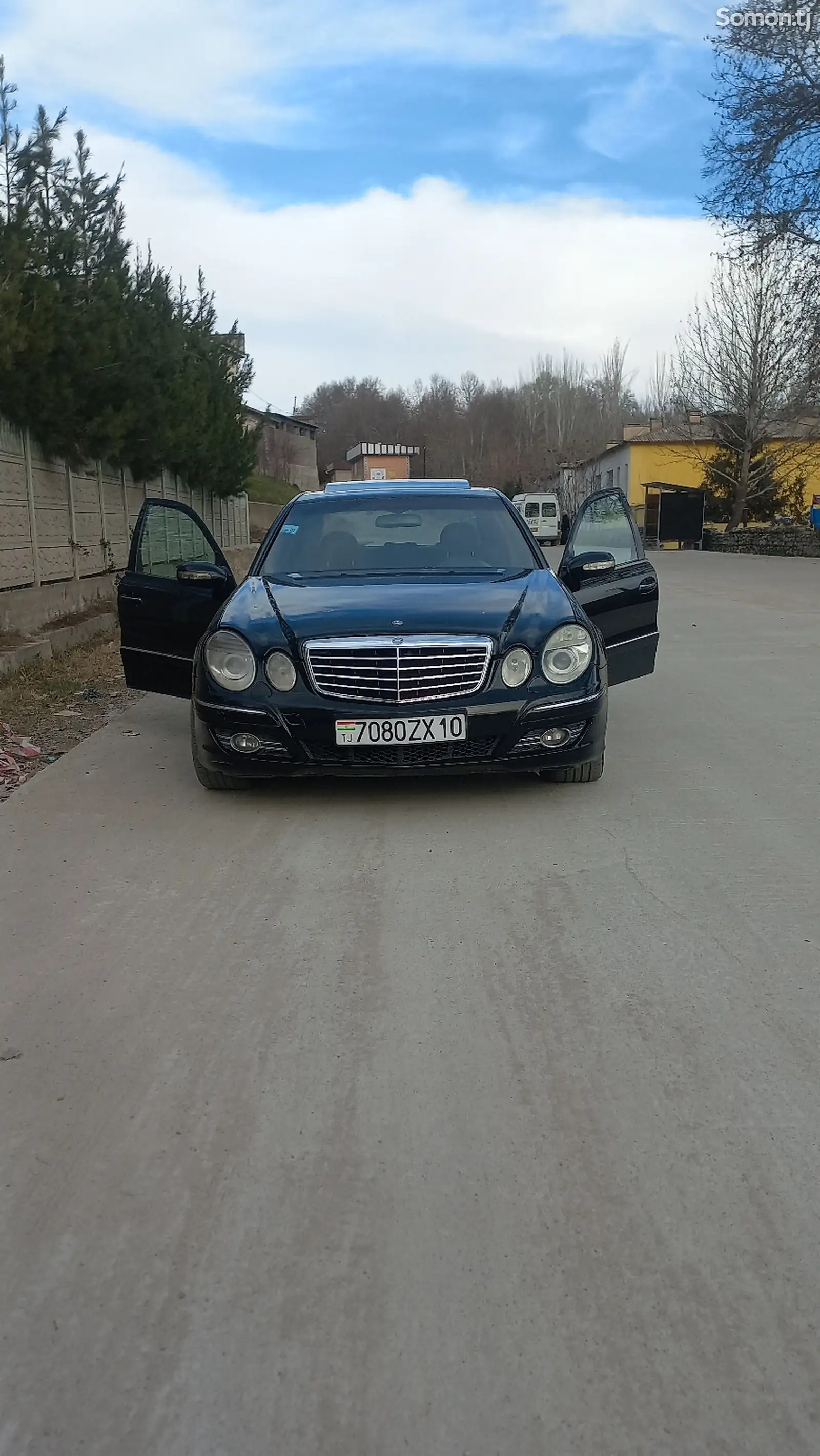 Mercedes-Benz E class, 2002-1