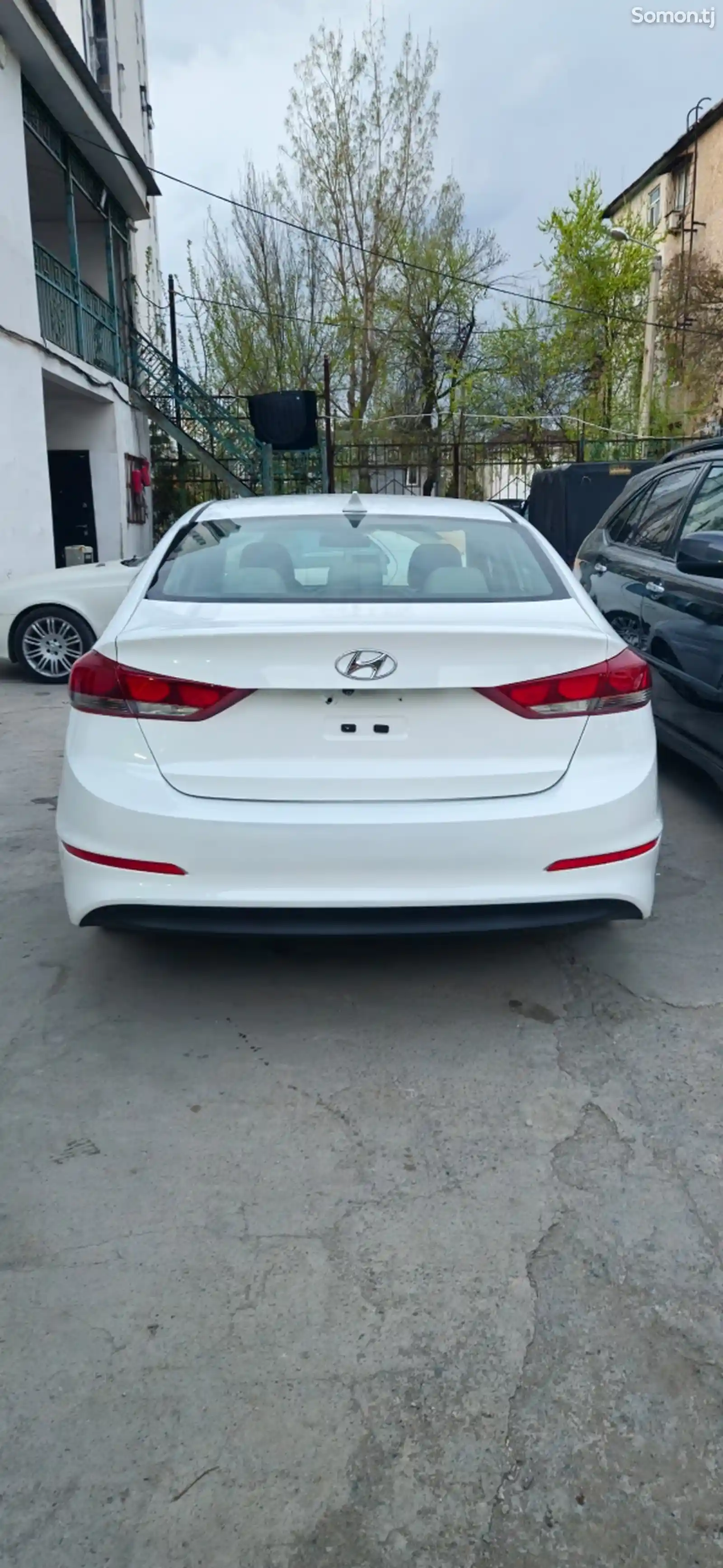 Hyundai Elantra, 2017-7