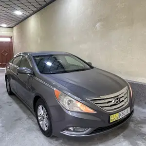 Hyundai Sonata, 2013