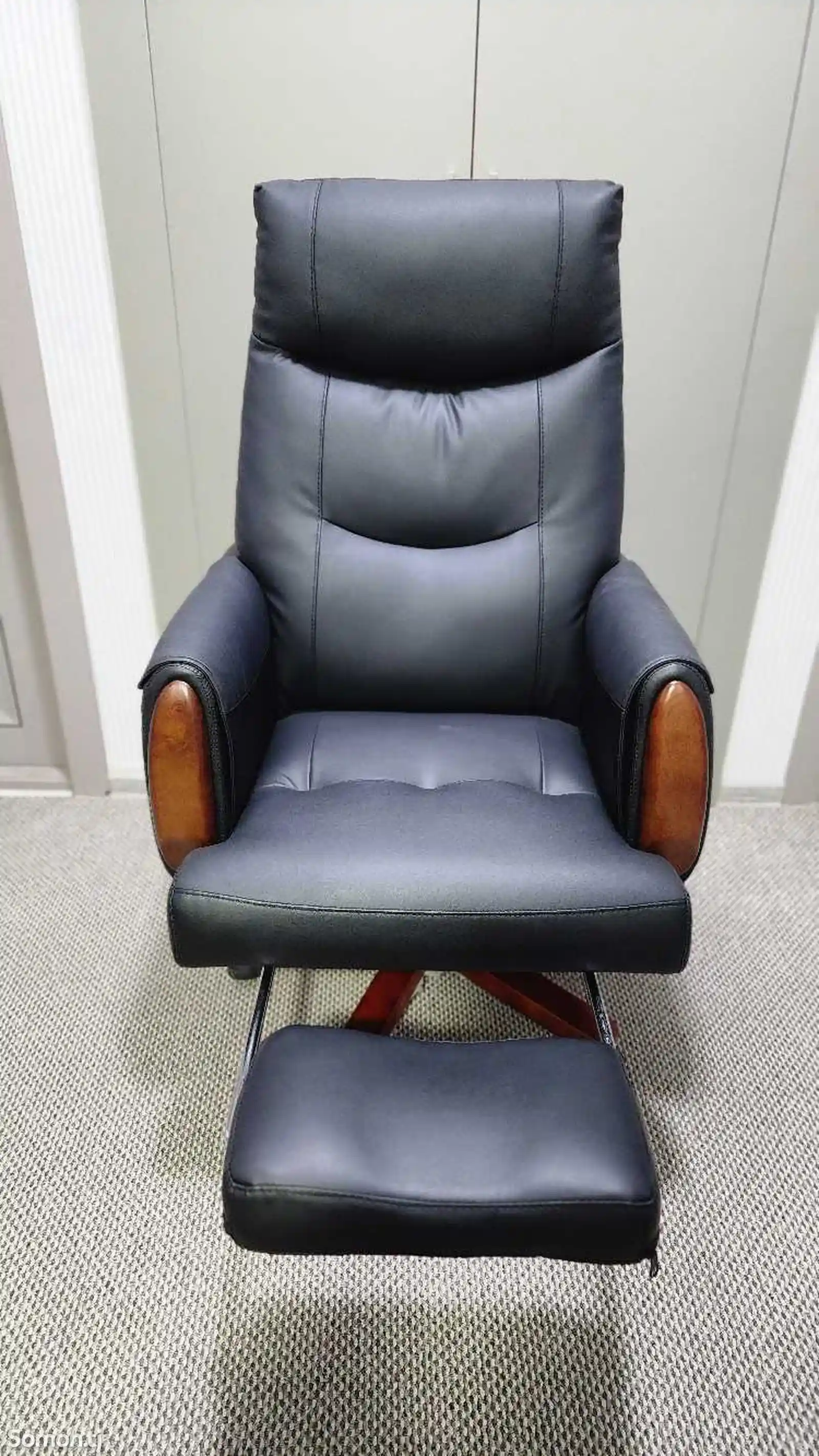 Кресло для офисов-1