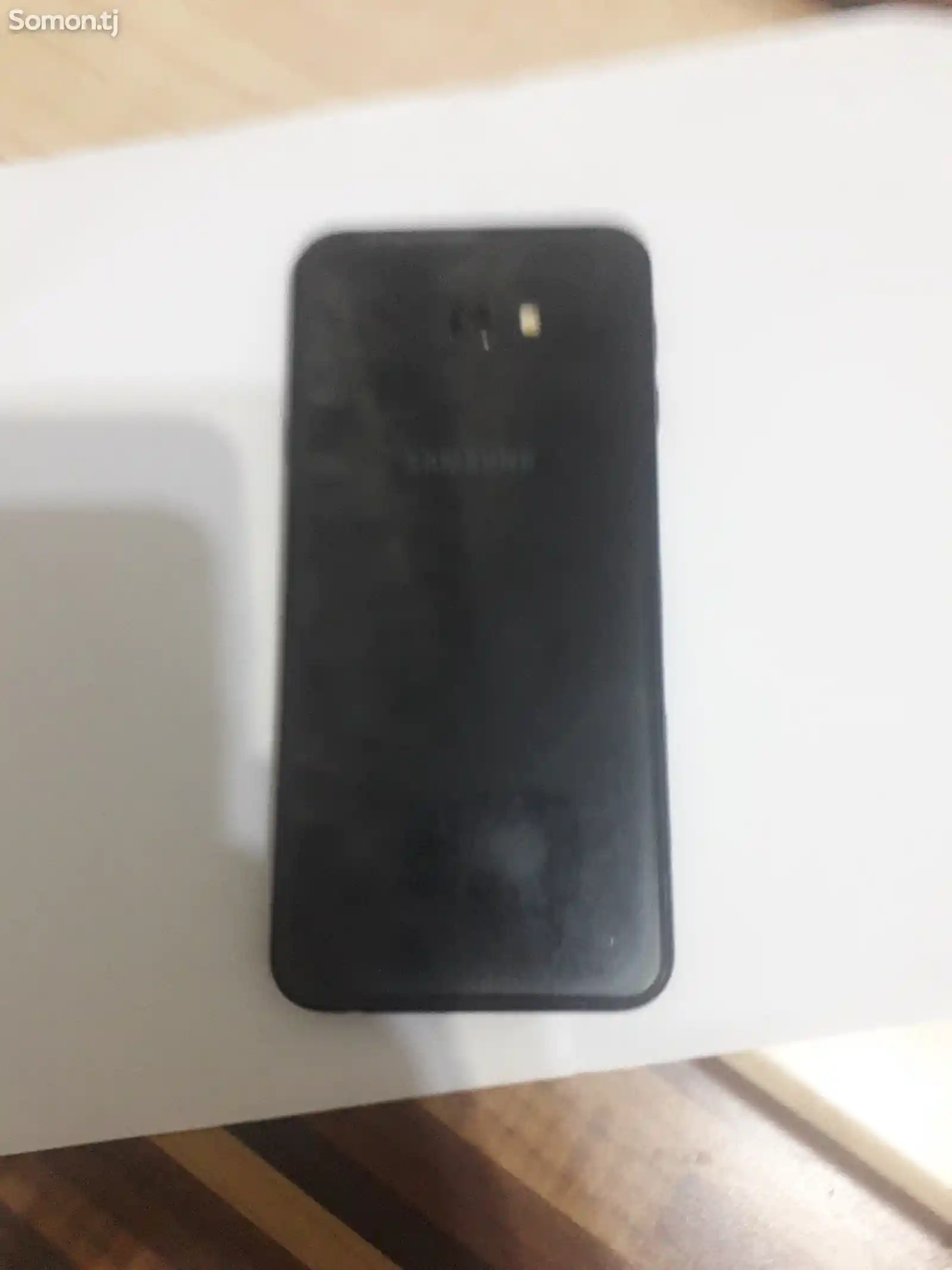 Samsung Galaxy J4+-5