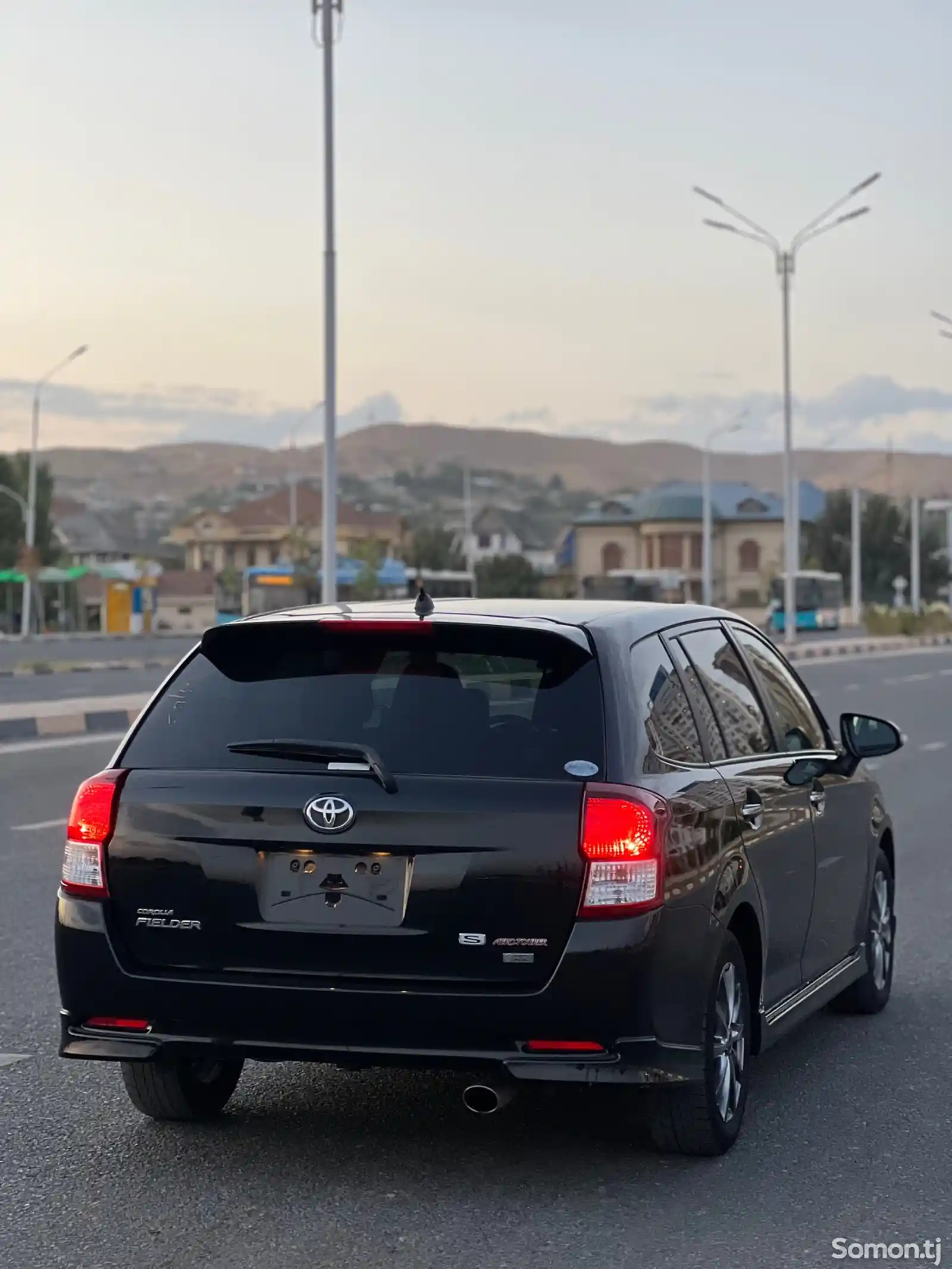 Toyota Fielder, 2015-5