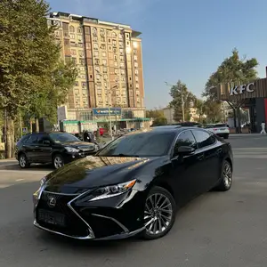 Lexus ES series, 2014