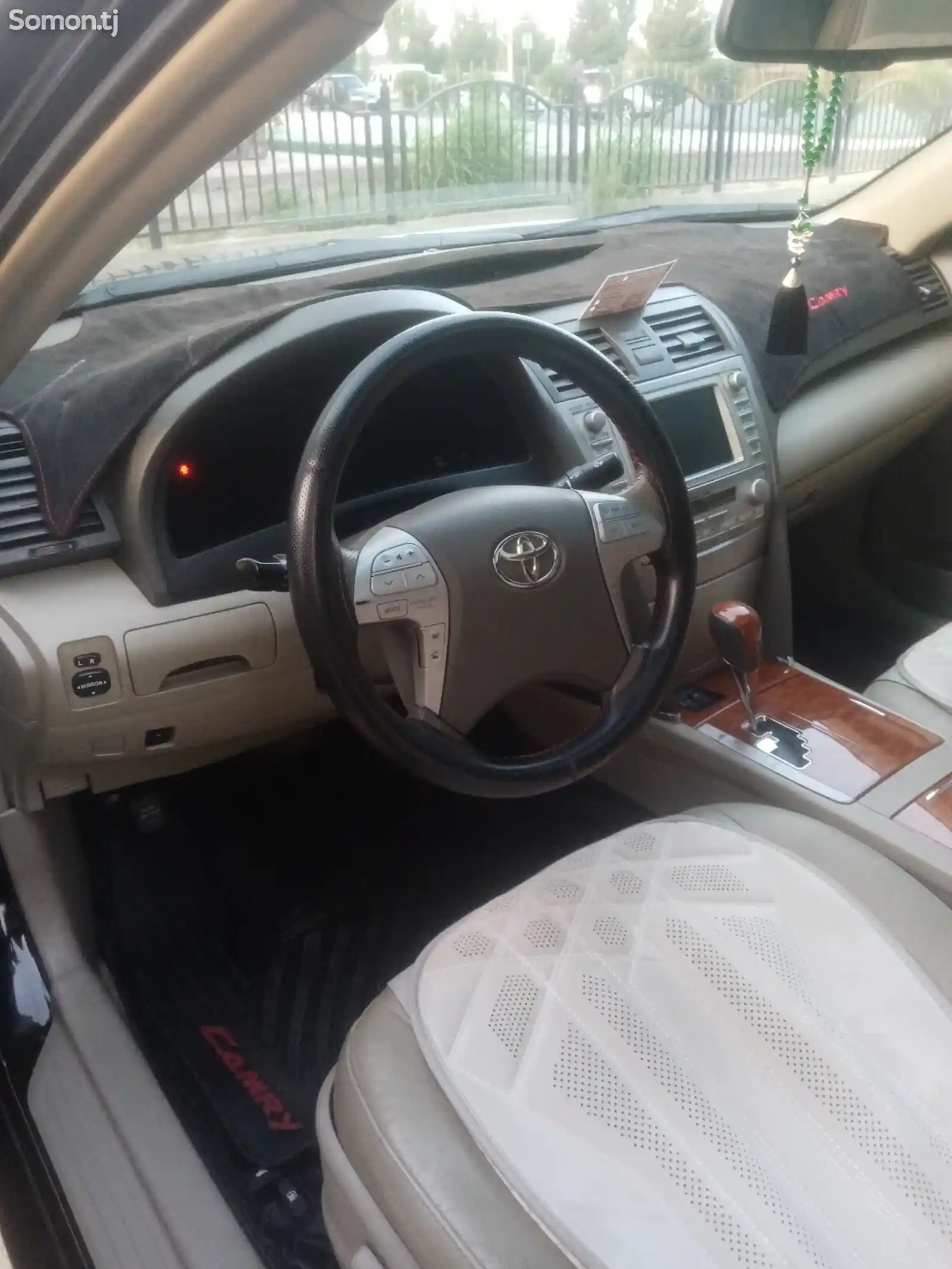 Toyota Camry, 2011-5