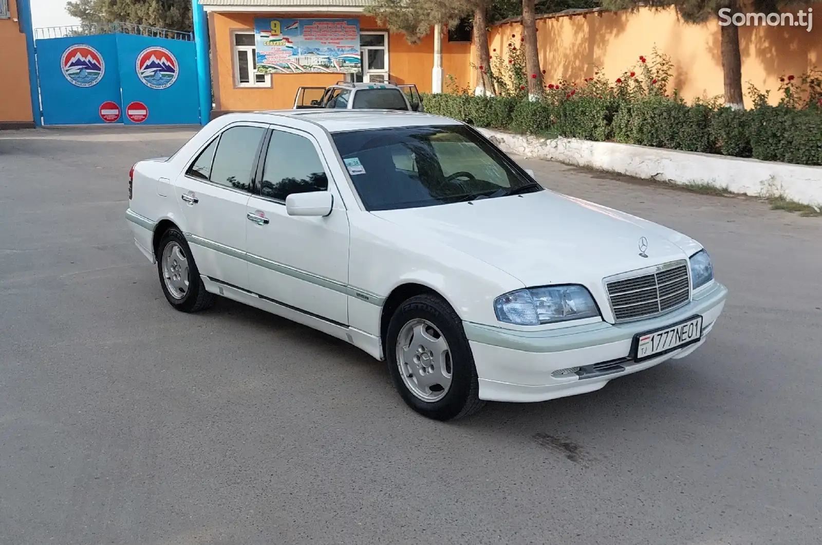 Mercedes-Benz E class, 1994-8