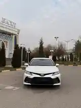 Toyota Camry, 2019-2