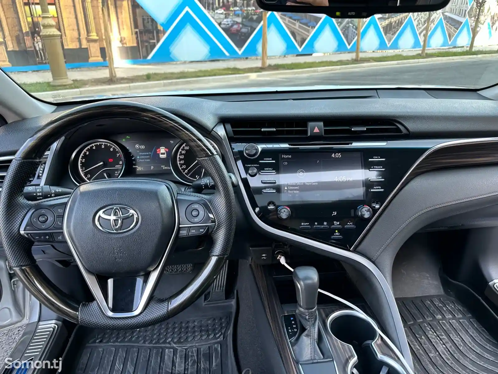 Toyota Camry, 2019-3