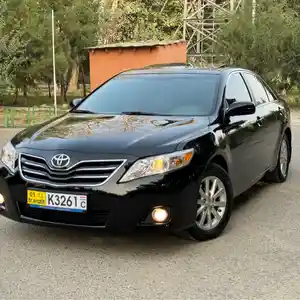 Toyota Camry, 2010