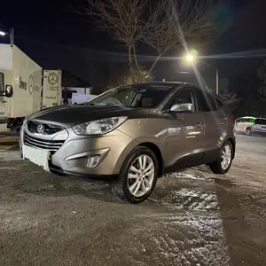 Hyundai Tucson, 2011