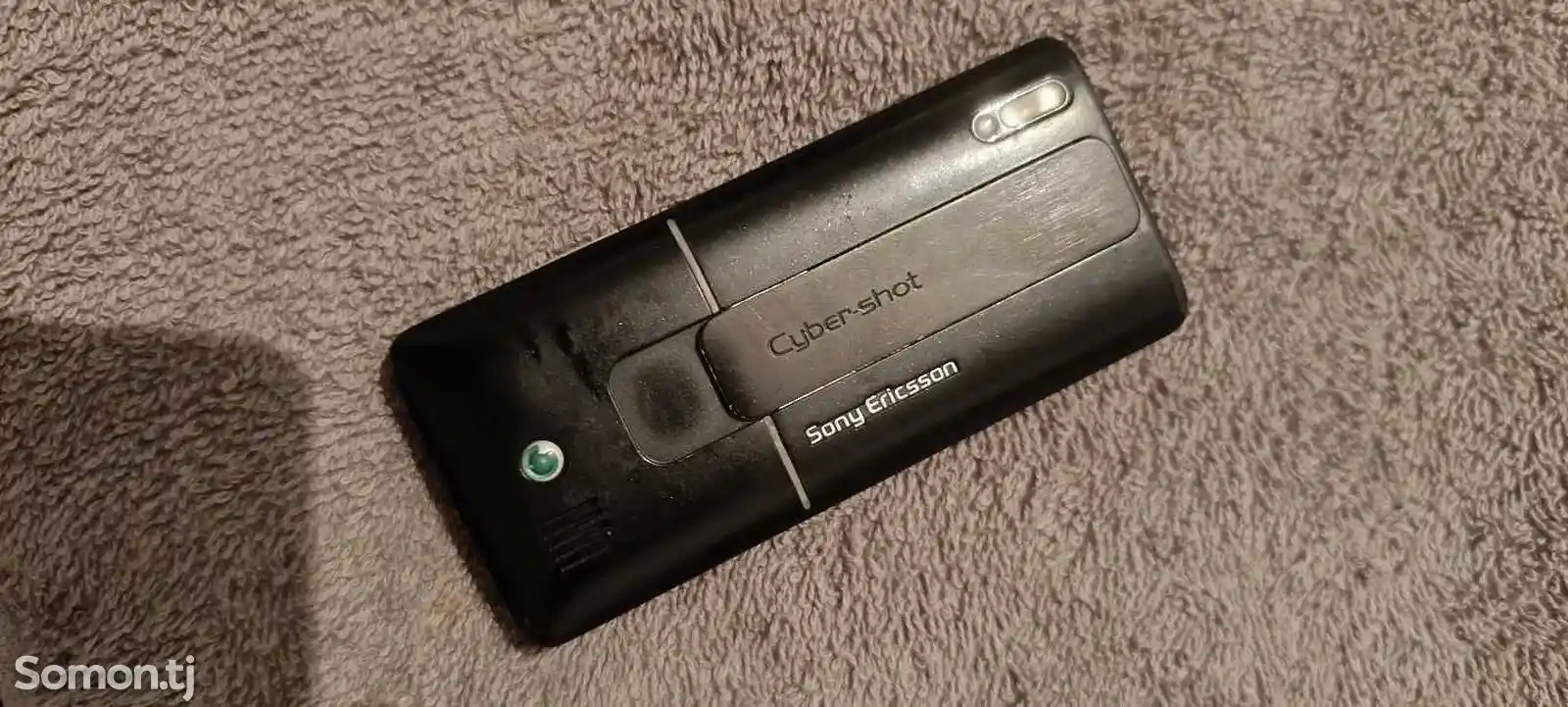 Sony Ericsson K770i-2