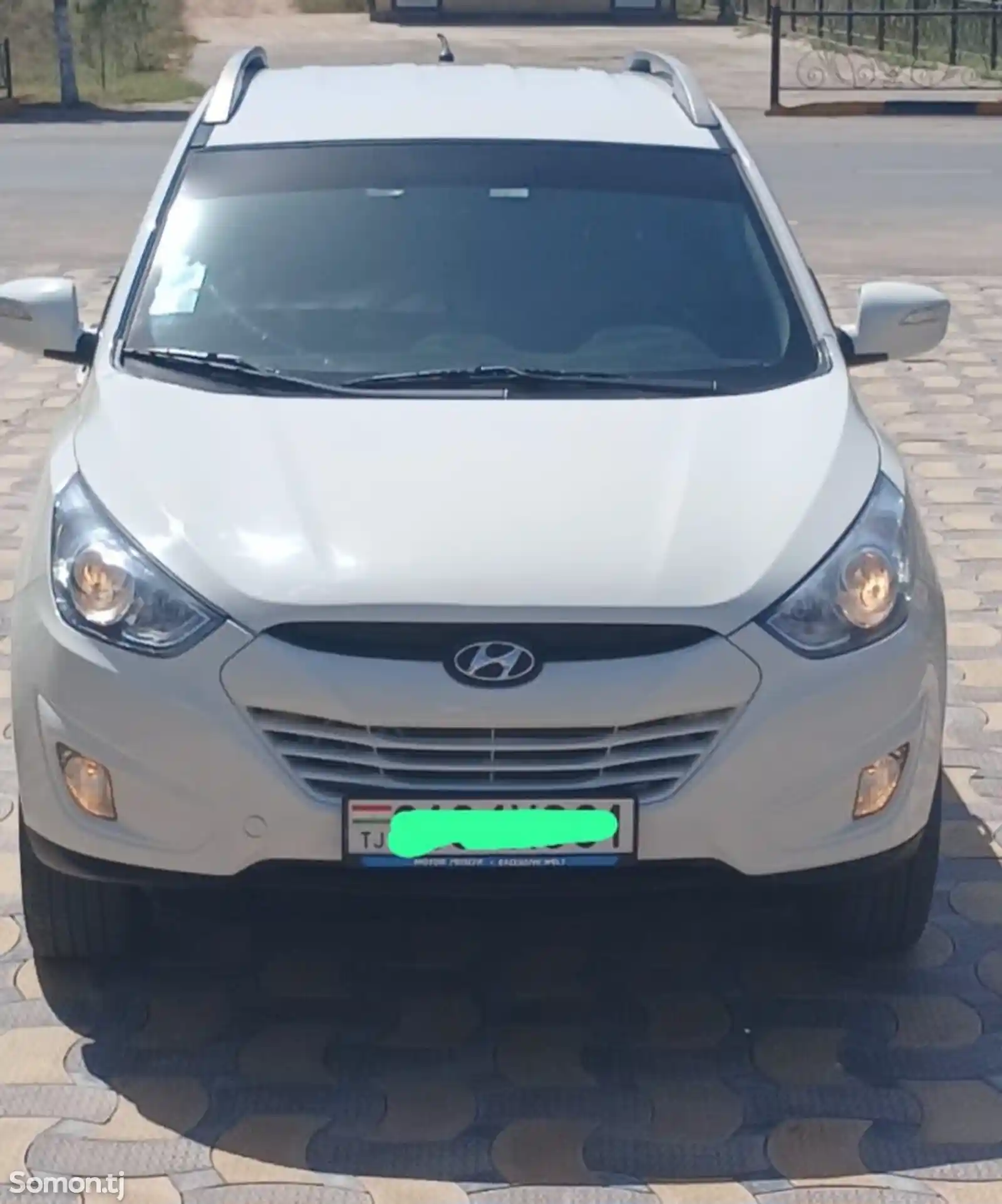 Hyundai Tucson, 2011-1