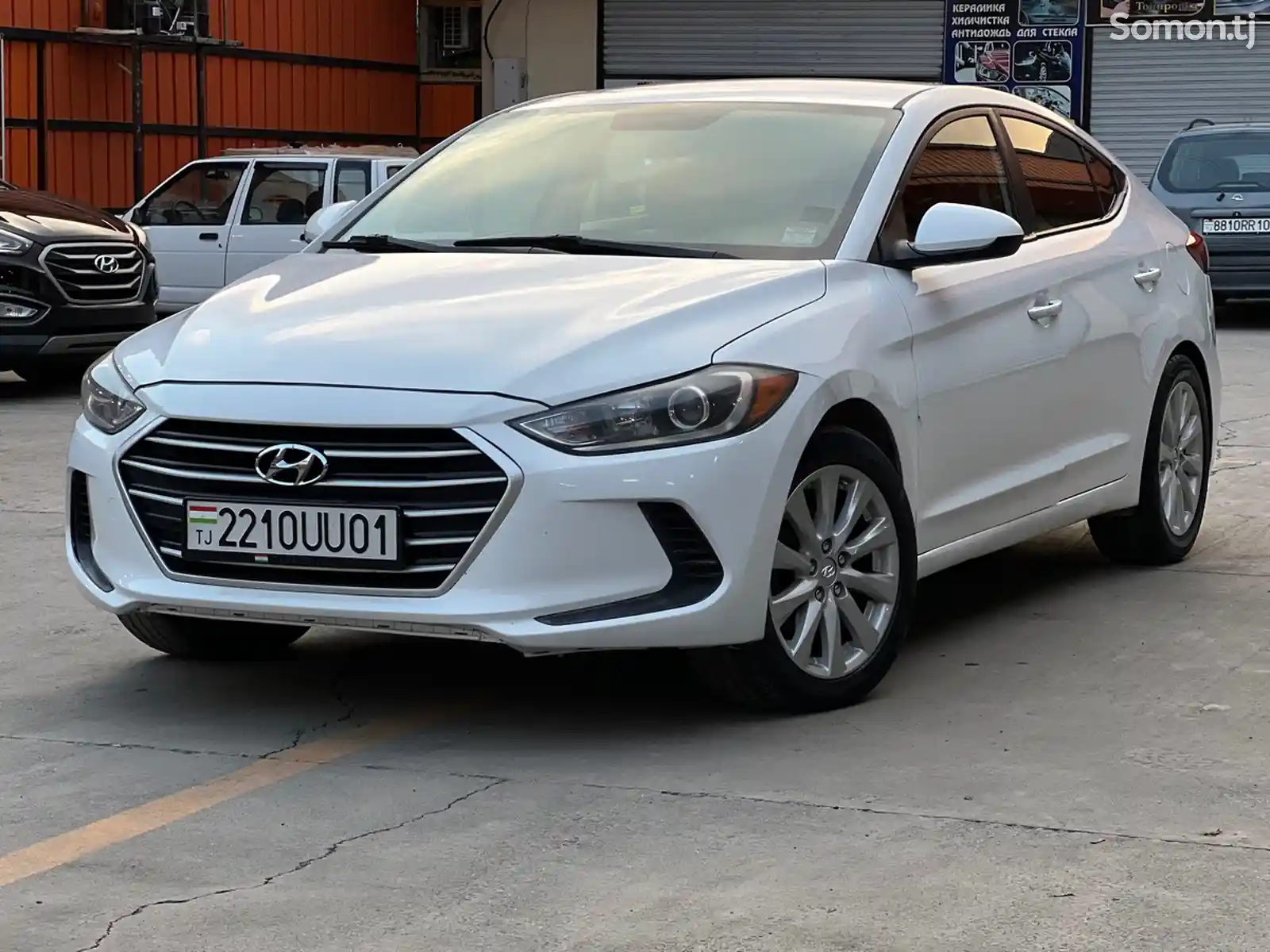 Hyundai Elantra, 2017-1