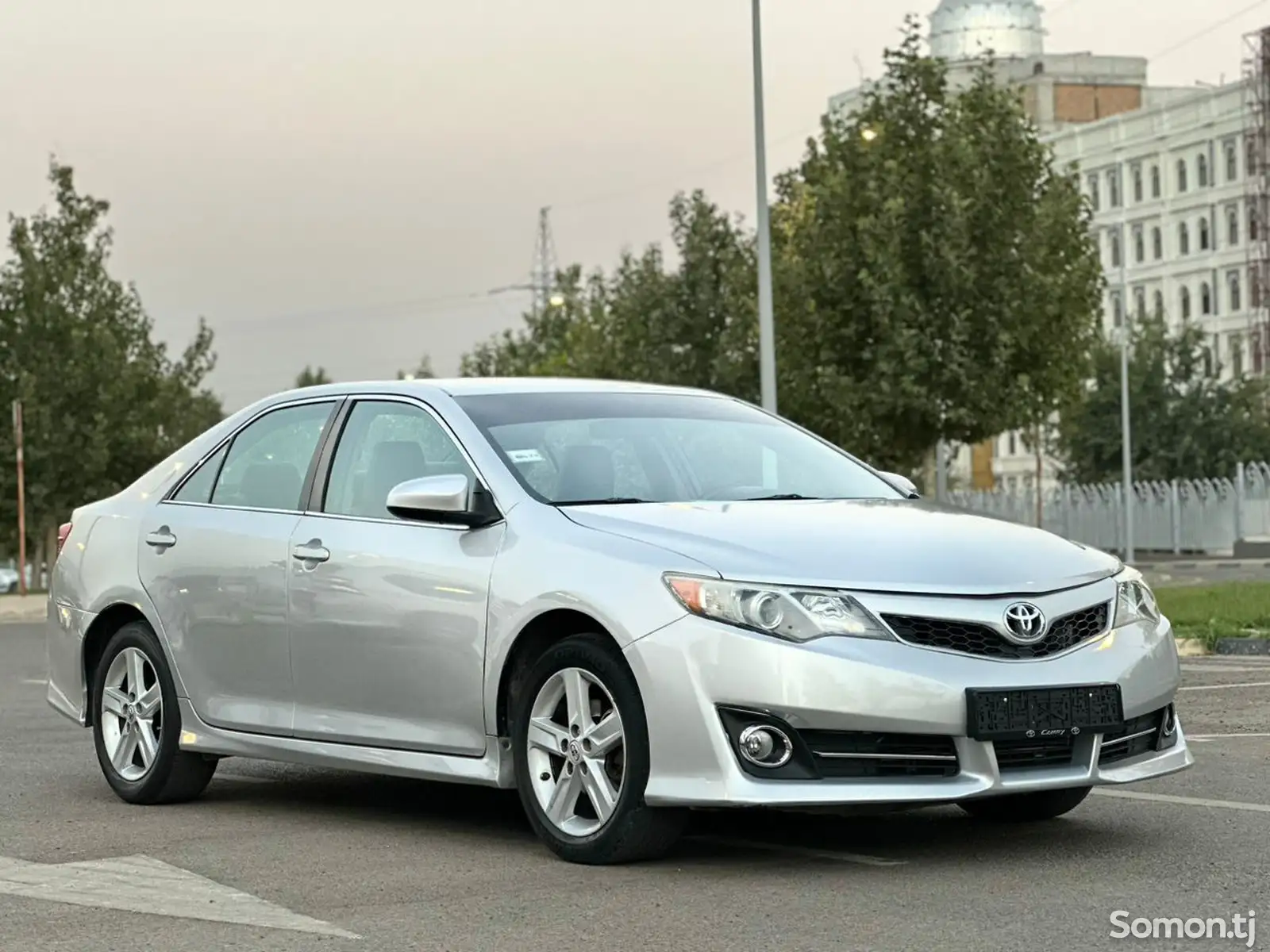 Toyota Camry, 2013-1