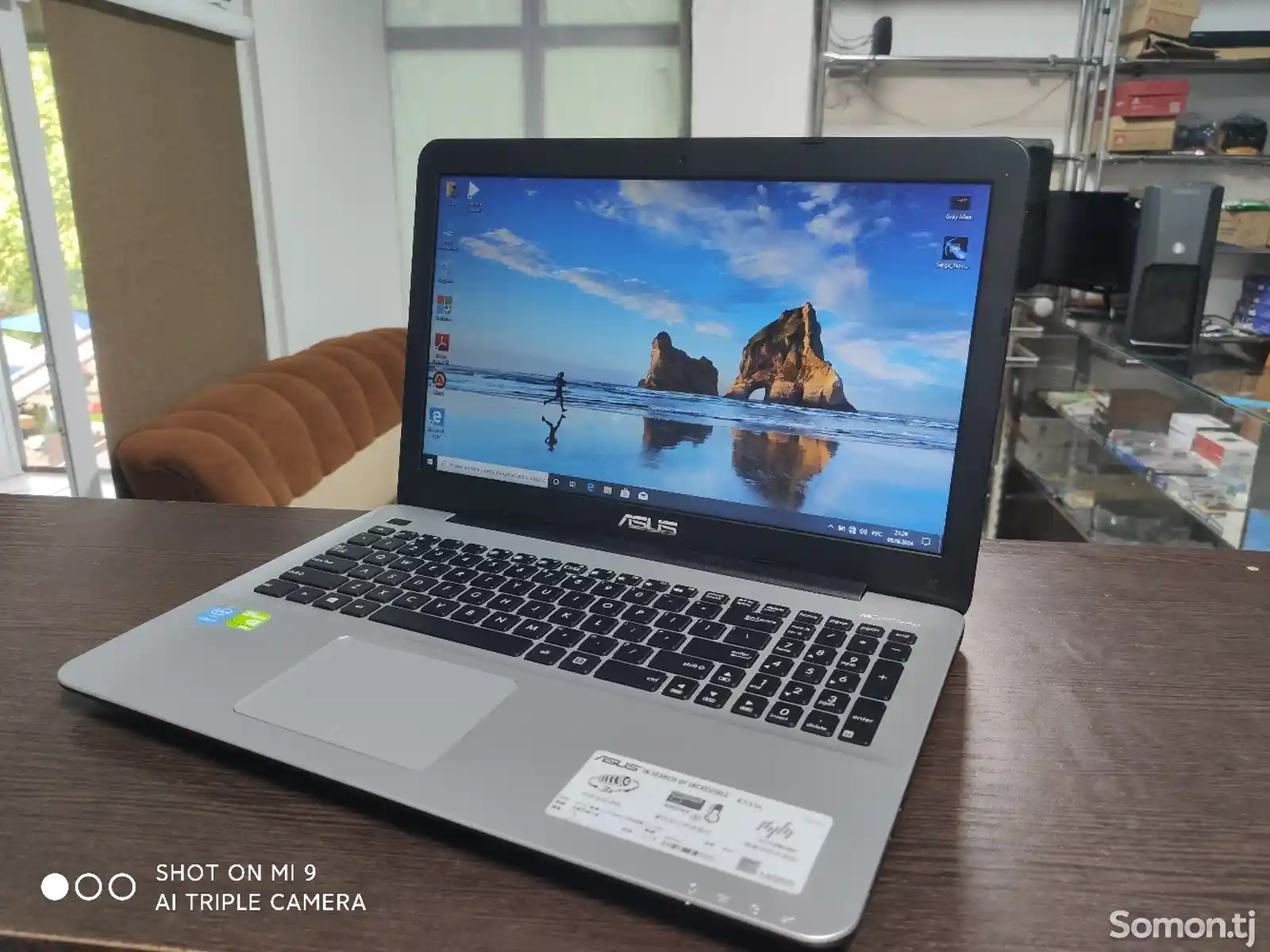 Ноутбук Asus K555L core i5 Nvidia GeForce 2GB-1