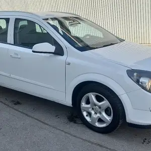 Opel Astra H, 2006